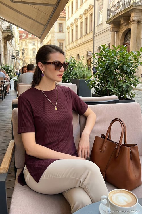 Oversize Bisiklet Yaka Yırtmaç Detaylı Kadın Bluz 5869000 VİŞNE
