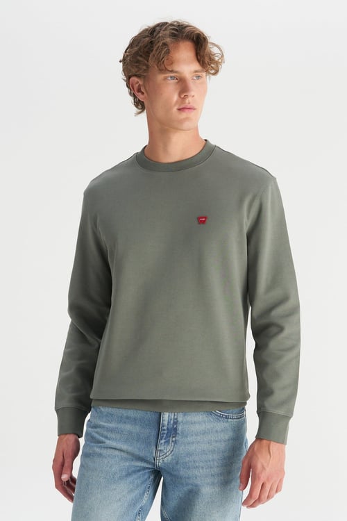 Pamuklu Regular Fit Bisiklet Yaka Erkek Sweat GW2520255 801 KOYU HAKİ