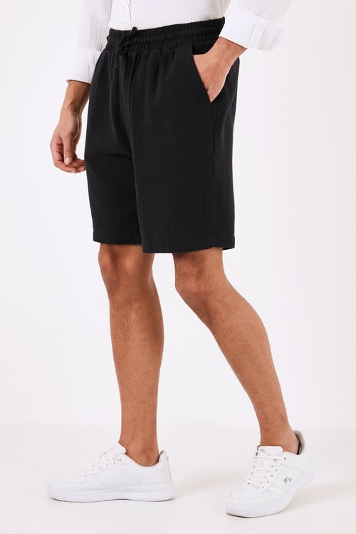 Pamuklu Regular Fit Cepli Müslin Erkek Short CF24S657802 LACİVERT