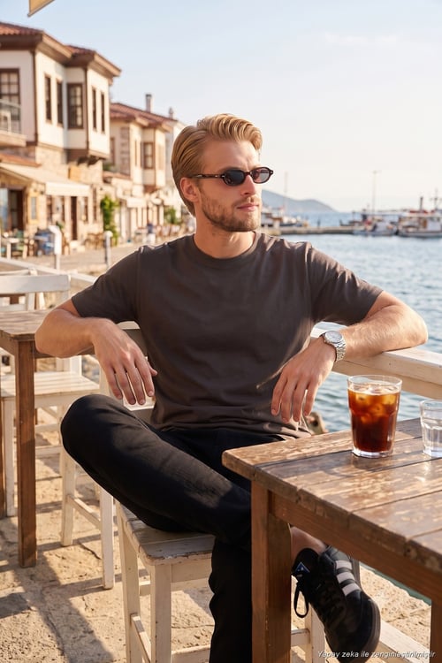 Pamuklu Relaxed Fit Bisiklet Yaka Basic Erkek T Shirt 5905884 KAHVE