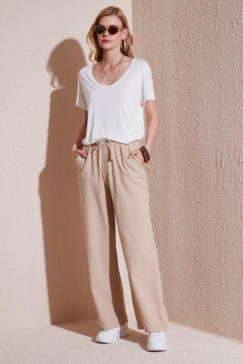 Pamuklu Relaxed Fit Yüksek Bel Bol Paça Kadın Pantolon 668YP5118 CAMEL