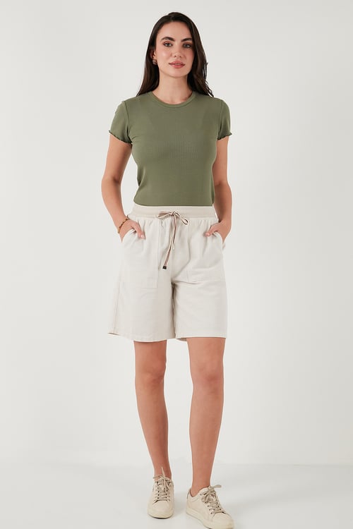 Pamuklu Relaxed Fit Yüksek Bel Cepli Mini Kadın Şort 668YP5384 TAŞ