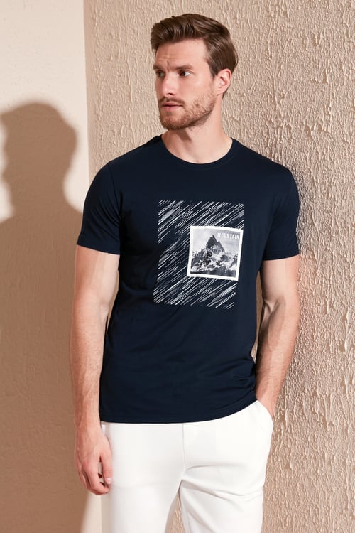 Pamuklu Slim Fit Bisiklet Yaka Erkek T Shirt 646R8320 LACİVERT