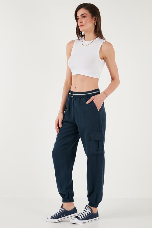 Pamuklu Standart Fit Normal Bel Lastikli Paça Kemerli Jogger Kadın Pantolon 668YP5045 LACİVERT