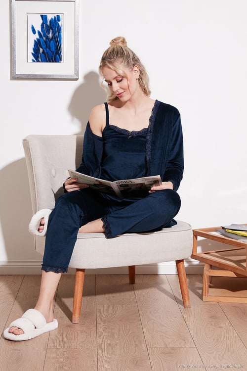Regular Fit Dantelli Yumuşak Dokulu Sabahlıklı Kadife Kadın Pijama Takımı 6095545 LACİVERT