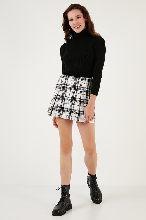 Regular Fit Kışlık Tüvit Mini Kadın Şort Etek 611ET0020 SİYAH