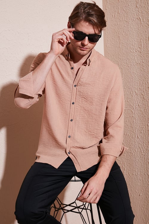 Regular Fit Uzun Kollu Düğmeli Yaka Erkek Gömlek CF25S116777 KAHVE