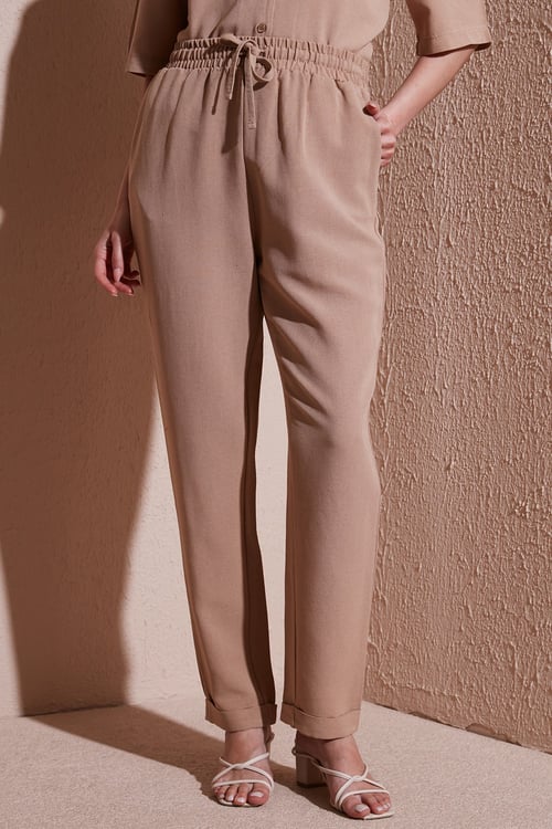 Relaxed Fit Normal Bel Düz Paça Kadın Pantolon 25Y0550K1 BEJ