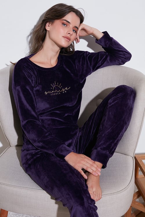 Standart Fit Bisiklet Yaka Yumuşak Kadife Kadın Pijama Takımı 6094201 KOYU MOR