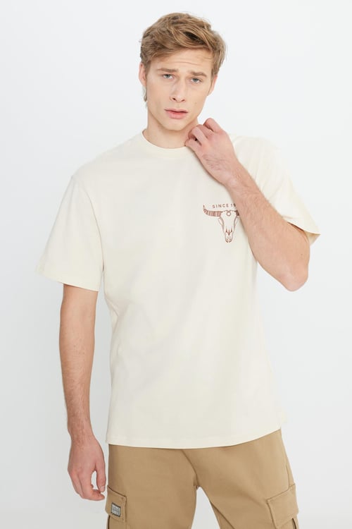 Wrangler % 100 Pamuk Loose Fit Bisiklet Yaka Sırt Baskılı Erkek T Shirt W241299 104 EKRU