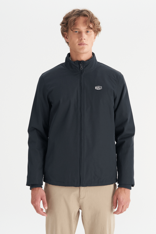 Wrangler Logolu Relaxed Fit Dik Yaka Erkek Mont W2520140 001 SİYAH