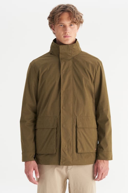 Wrangler Pamuk Karışımlı Regular Fit Dik Yaka Erkek Parka W2520422 801 KOYU HAKİ