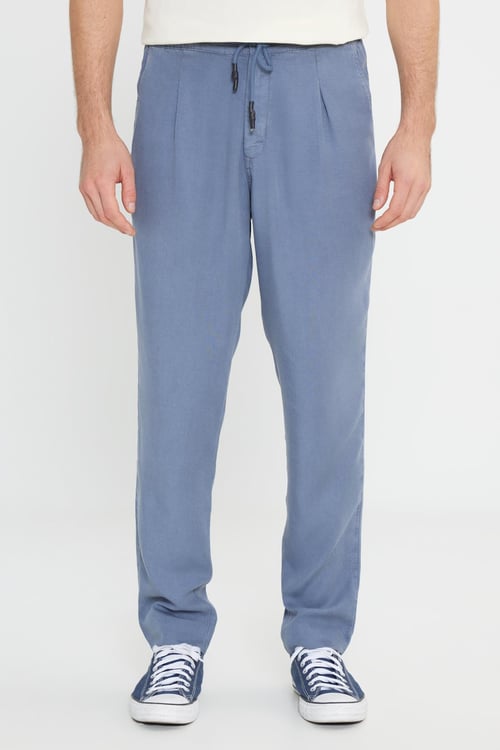 Wrangler Regular Fit Normal Bel Düz Paça Erkek Pantolon W221266TF İNDİGO