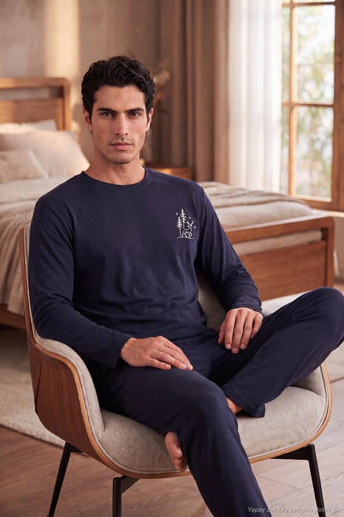 Yumuşak Dokulu Minimal Nakışlı Uzun Kollu Erkek Pijama Takımı 6575009 LACİVERT