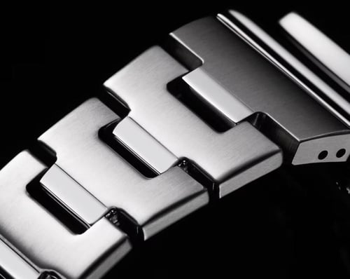 Casio G-Shock GM-2110D-8ADR Kol Saati