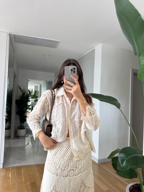 Bej Dantelli Gömlek