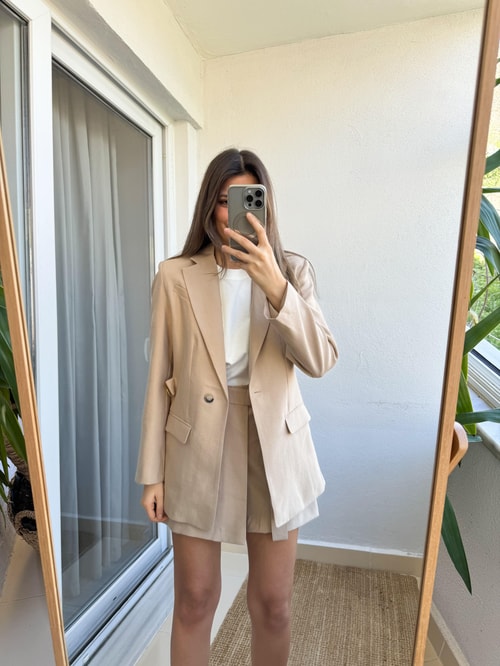 Bej Sırt Detaylı Tensel Blazer Ceket