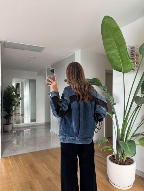 Dantel Detaylı Denim Ceket · 2