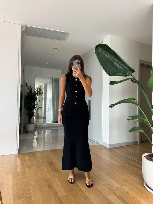 Erica Gold Düğmeli Yelek Etek Takım-Siyah