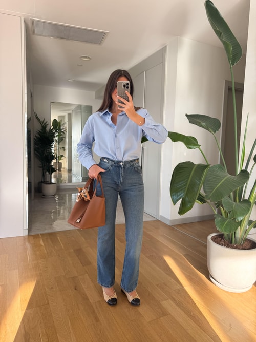 Gold Zincir Detaylı Fit Kesim Jean
