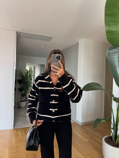 Kapüşonlu Ekru Çizgili Tüylü Hırka