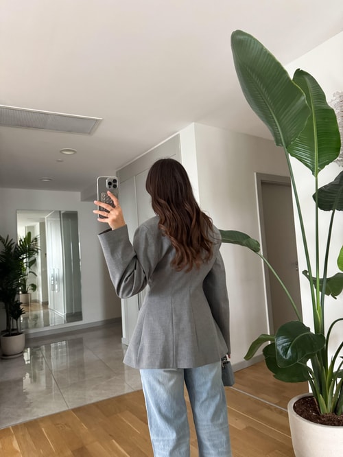 Vatkalı Tek Düğmeli Belden Oturan Blazer - Gri