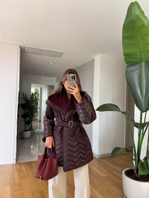 Yakası Kürklü Kemerli Mont - Bordo