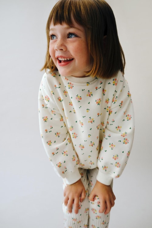 Kız Çocuk Pamuklu Ekru Çiçek Desenli Sweatshirt İspanyol Paça Tayt Takım