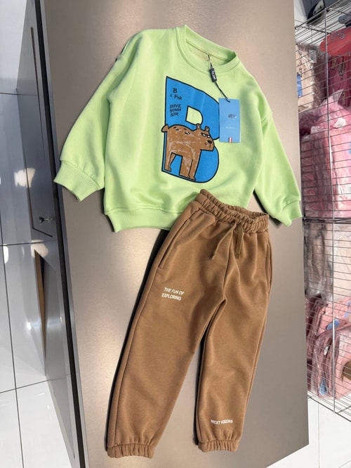 Çocuk Pamuklu Ayı Baskılı Fıstık Yeşili Sweatshirt ve Kahverengi Eşofman Altı Takımı