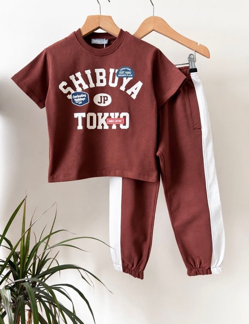 Erkek Çocuk Pamuklu Kiremit Tokyo Baskılı T-Shirt ve Eşofman Takım
