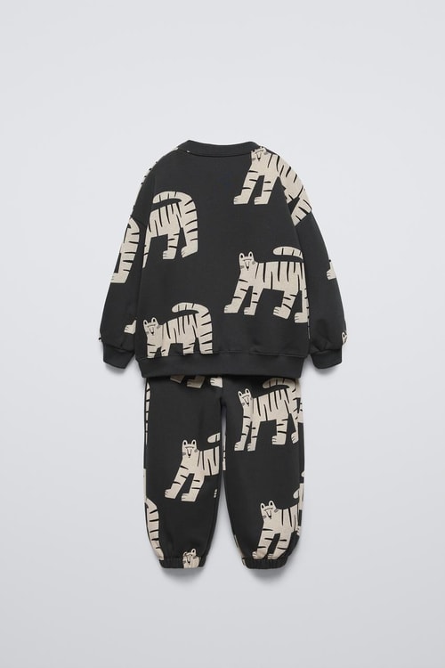 Erkek Çocuk Pamuklu Siyah Kaplan Desenli Sweatshirt Eşofman Takım Kışlık