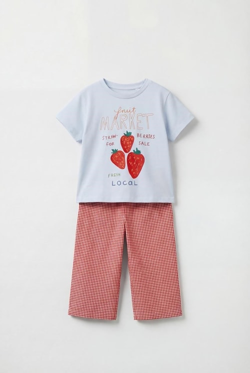 Kız Çocuk Pamuklu Açık Mavi Çilek Baskılı T-Shirt ve Kırmızı Pötikare Pantolon Takım - Yazlık İkili Set