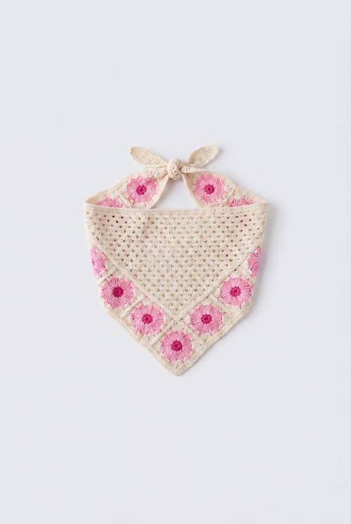 Kız Çocuk Pembe Çiçek Örgü Bandana