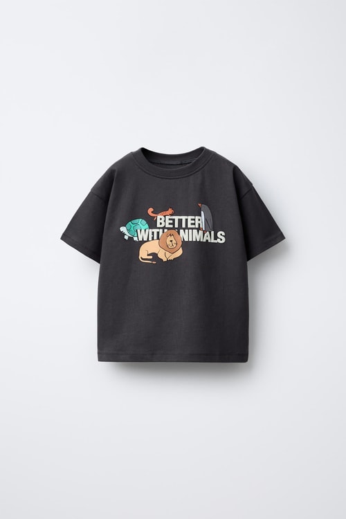Erkek Çocuk Pamuklu Baskılı T-Shirt ve Çizgili Eşofman Takımı