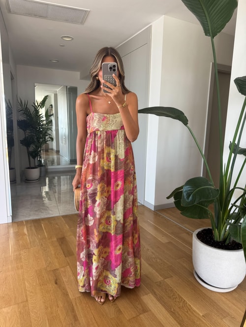 Askılı Pembe Çiçekli Şifon Maxi Elbise 