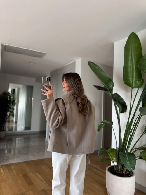 Bej V Yaka Kaşe Ceket 