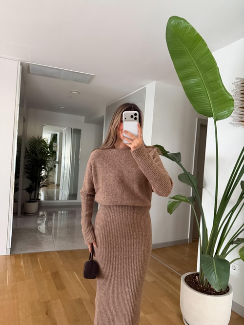 Bisiklet Yaka Yumoş Dokulu Triko Elbise -Bej