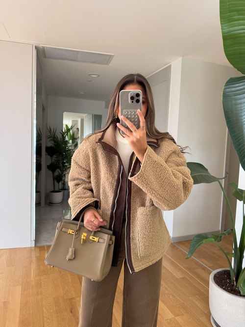 Biyeli Peluş Mont - Bej 