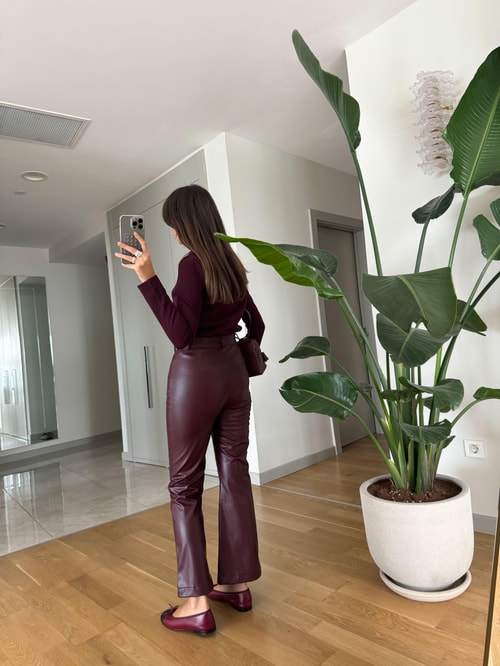 Bordo Flare Kesim Suni Deri Pantolon