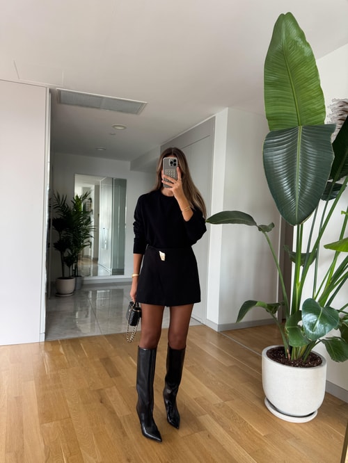 Broşlu Mini Şort Etek - Siyah