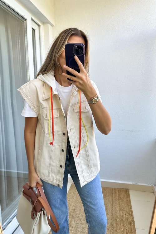 Çıkarılabilir Kapüşonlu Gabardin Yelek-Ekru