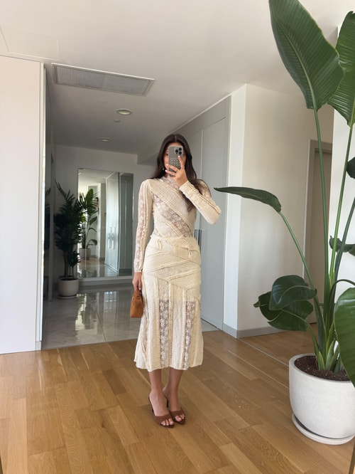 Dantel Detaylı Bluz Etek Takım