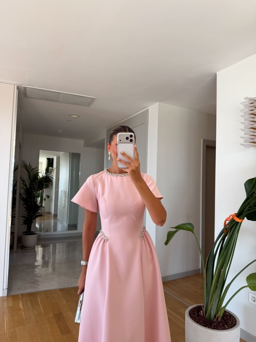 Dia Taş Detaylı Midi Elbise - Pembe