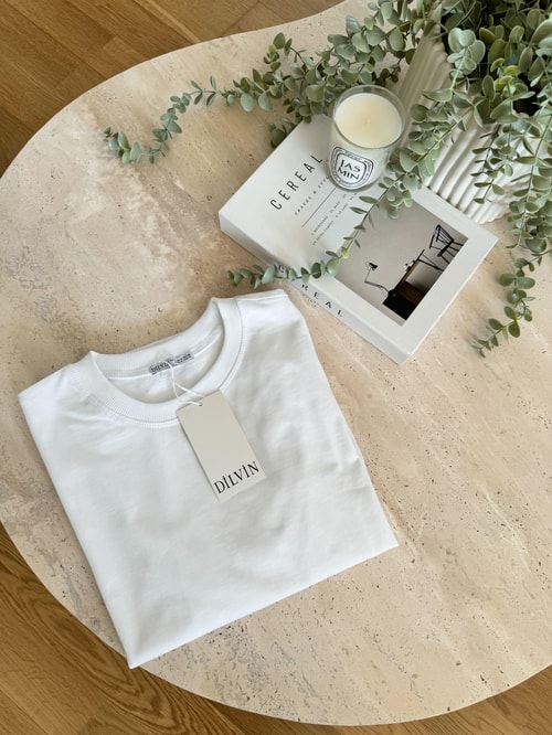 Dilvin Dekoratif Dikişli Bisiklet Yaka Tişört-Beyaz