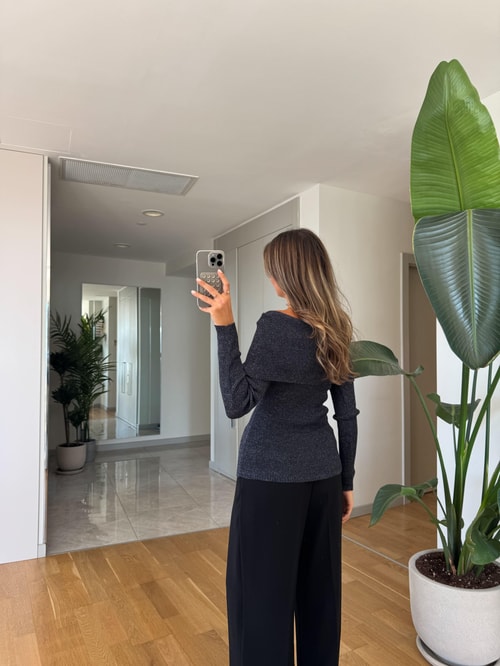 Dilvin Madonna Yaka Simli Triko - Lacivert