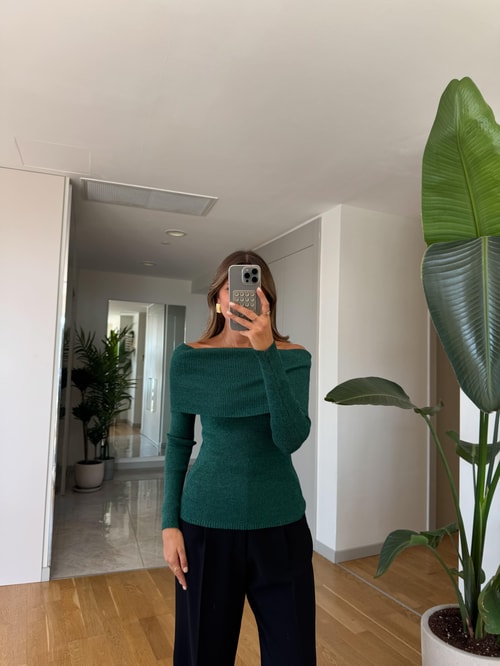 Dilvin Madonna Yaka Simli Triko - Zümrüt 