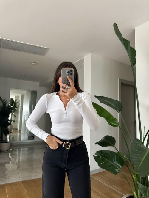 Düğmeli Fitilli Basic Bluz-Beyaz