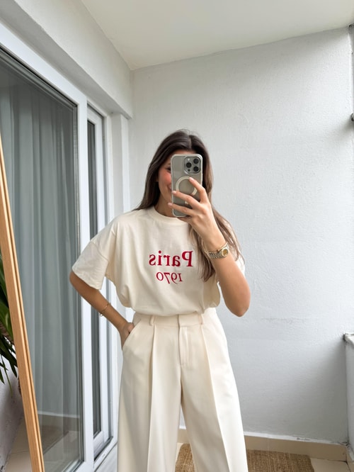 Ekru Paris Yazılı Tişört