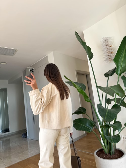 Ekru Triko Detaylı Ceket