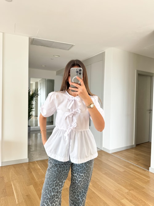 Fiyonklu Poplin Bluz- Beyaz